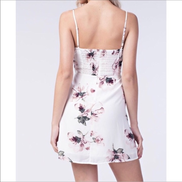HOST PICK - IVORY FLORAL MINI DRESS - Picture 2 of 6